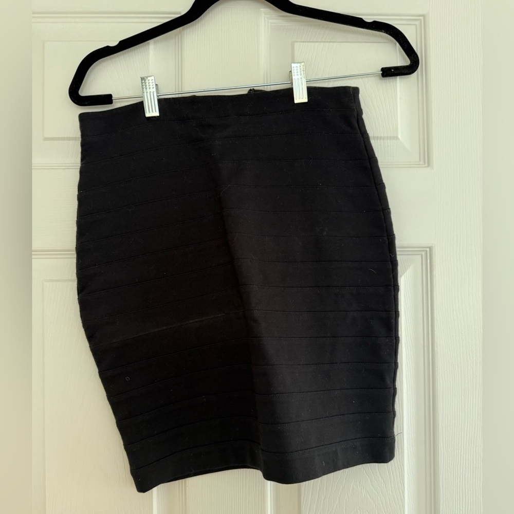Express size 0 fitted mini skirt